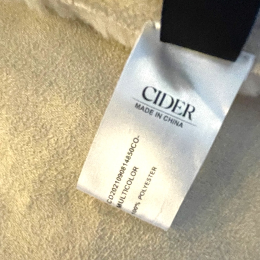NWT Cozy Cream Sherpa Vest by Cider Snap Front Tartan Plaid Trim Cottage Nordic - Picture 14 of 15